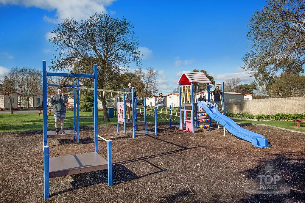 Horsham Holiday Park Екстериор снимка