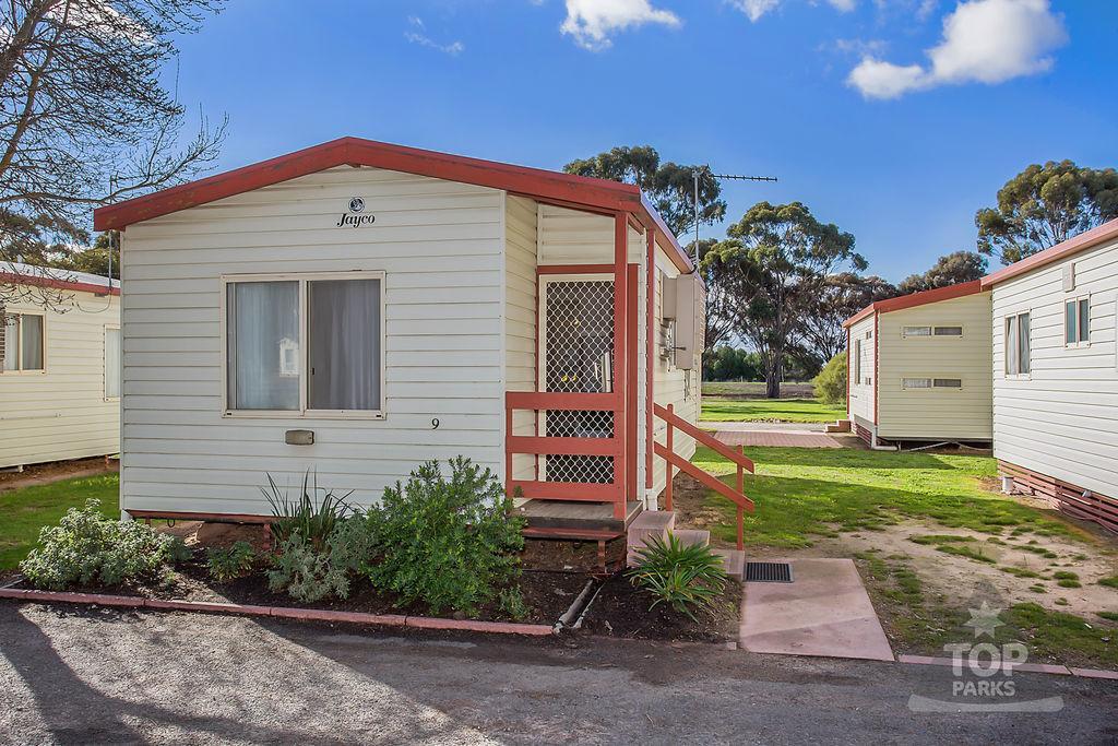 Horsham Holiday Park Екстериор снимка